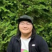 Zhenyu Kang